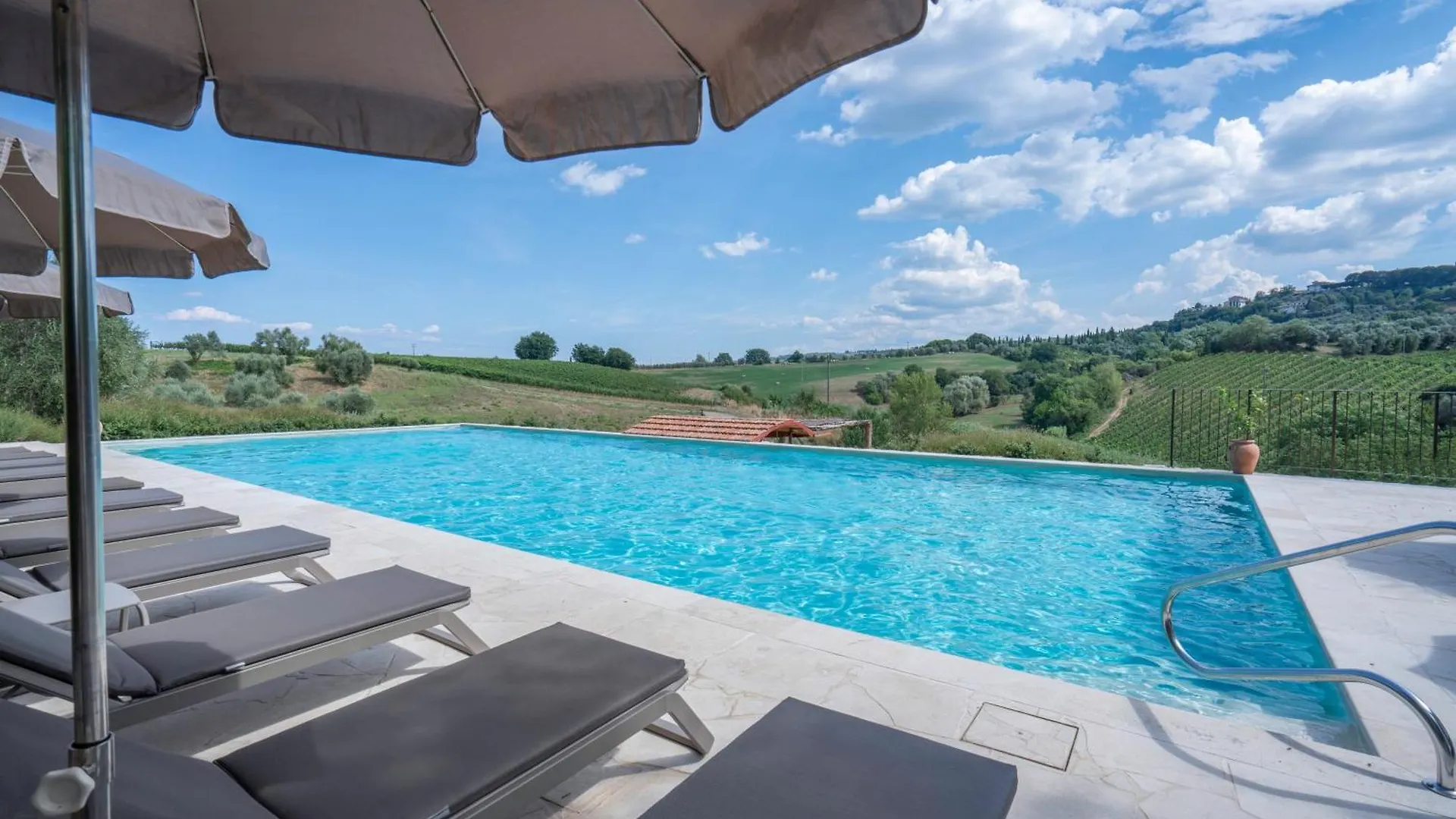Apartment Correggiolo Romantic Apartment, Pool, Montaione, Toscana